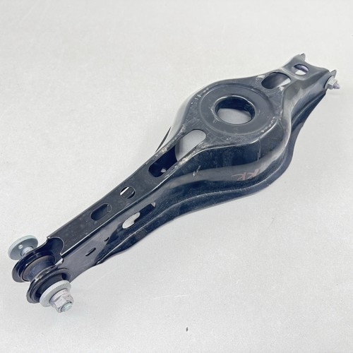 23-25 TOYOTA PRIUS PASSENGER RIGHT REAR CONTROL ARM SUSPENSION SET OEM - Picture 3 of 11