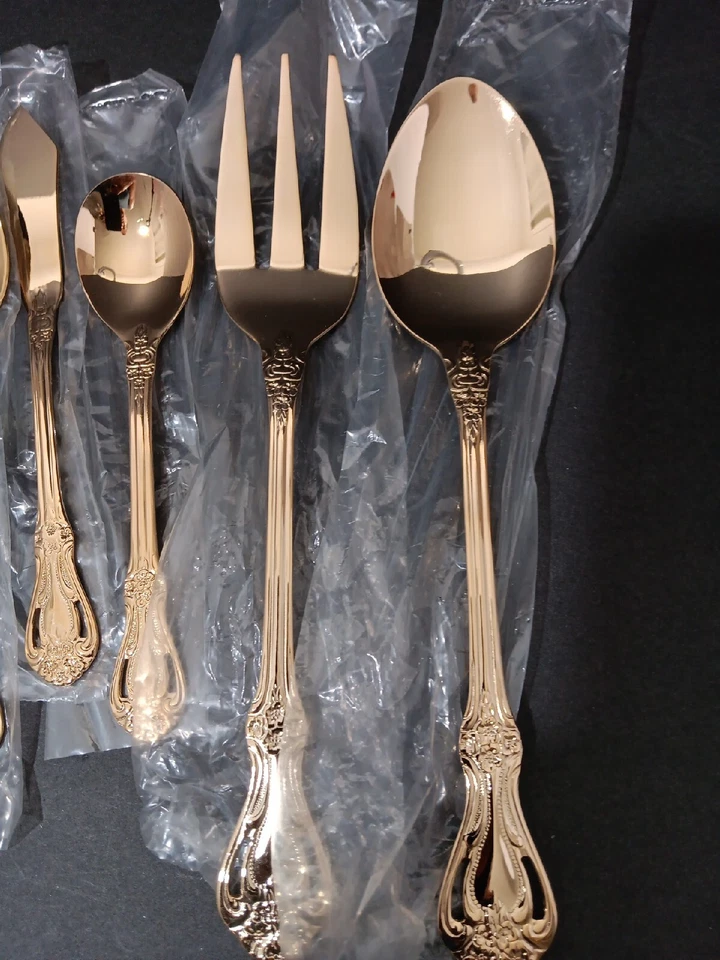 Juego de 50 piezas de cubiertos de acero inoxidable chapado en oro NUEVO Foto 3 de 4