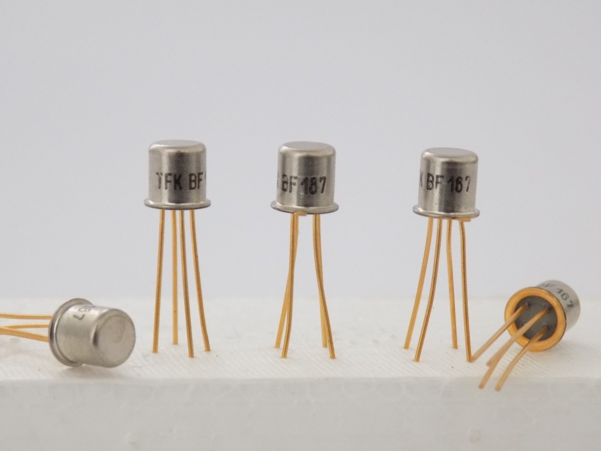 1x Telefunken BF167 - Si NPN hFE-30 300mhz Transistor - Gold