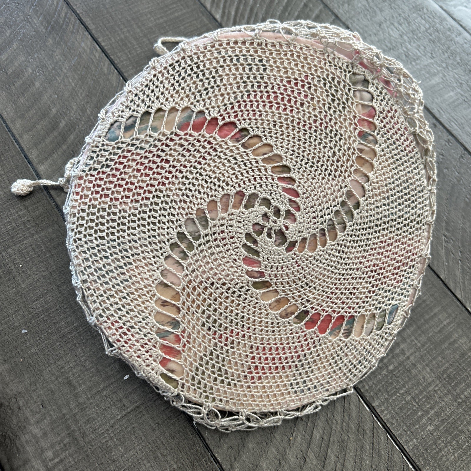 Rare Vintage Delicate Hand Made Pullstring   Cinc… - image 5