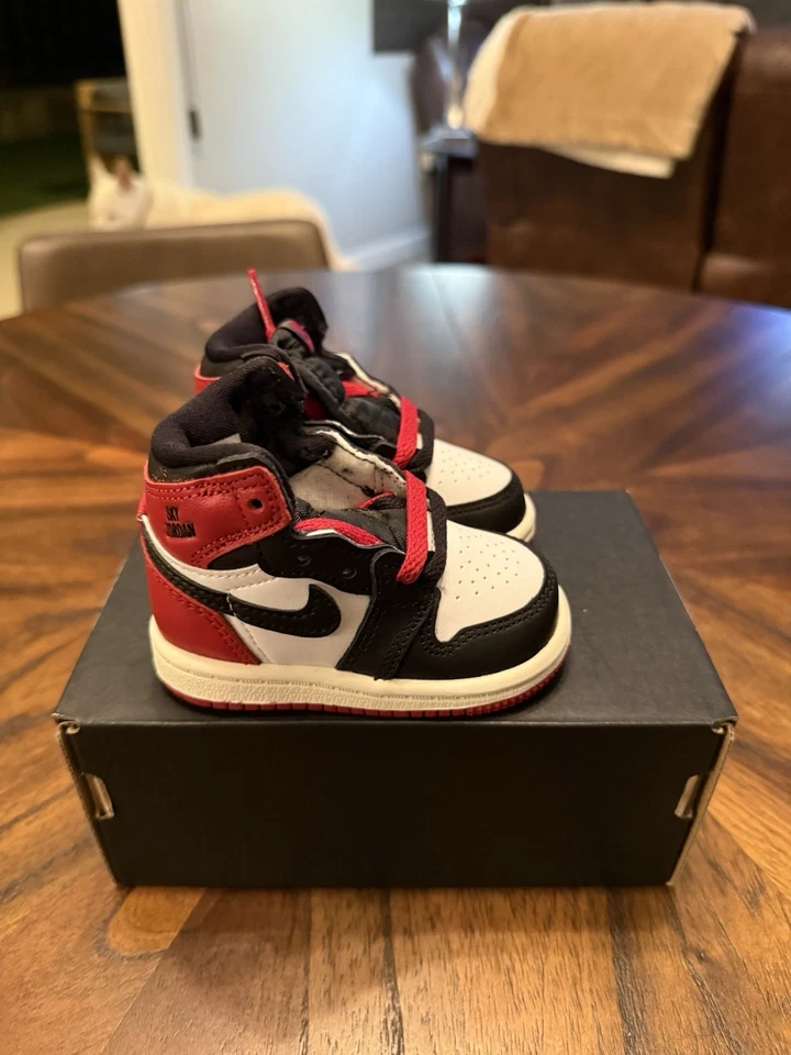 Nike Air Jordan 1 Retro Alto OG TD Tenis Puntera Negra FD1413-106 Niño Pequeño Talla 3C Foto 4 de 4