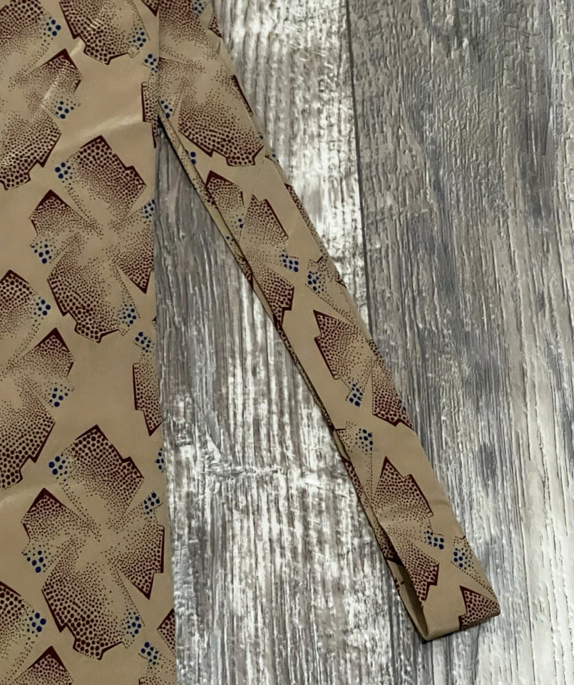 Corbata GIORGIO ARMANI Hecha en Italia Hombre Marrón 100% Seda Foto 3 de 4