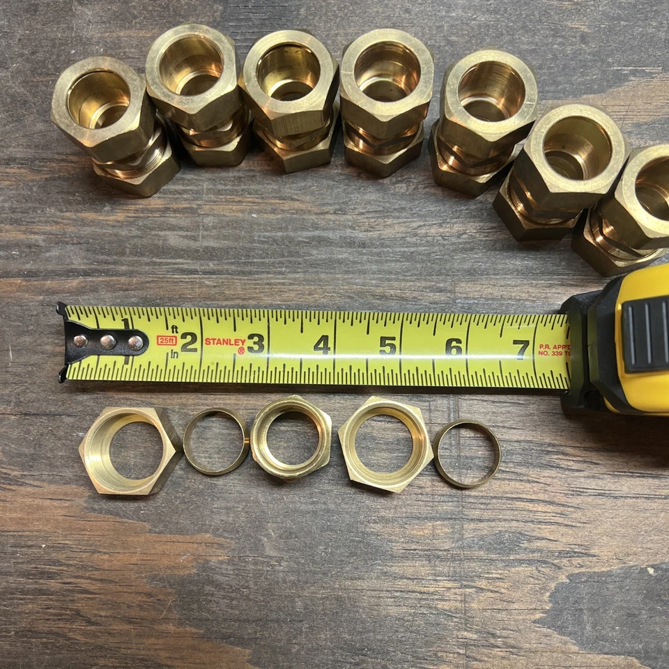 Lot Of 8 Brass Compression coupling fitting for 3/4 inch copper pipe  - Image 2 of 2