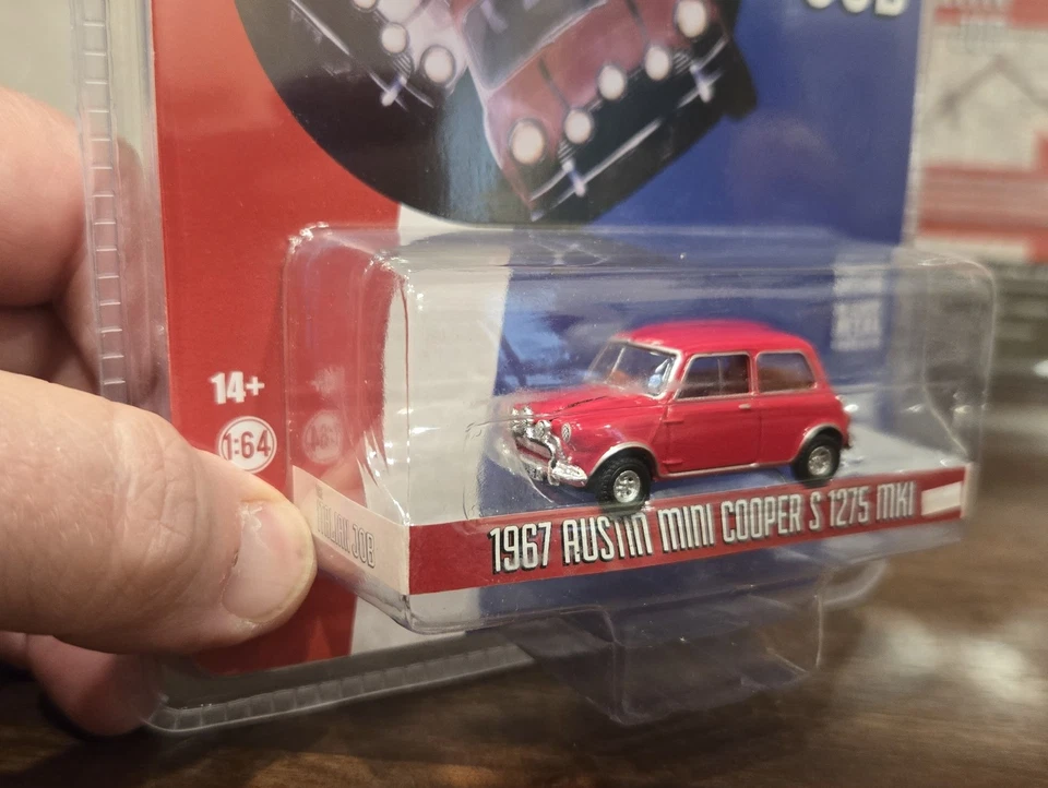 The Italian Job Classic Mini Cooper S Full Set 1:64  Diecast Metal Greenlight - Image 3 of 4