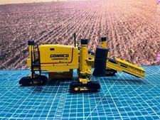 GOMACO concrete paver model GOMACO Commander IIIx ,1:32