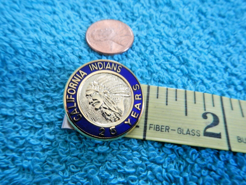 HAT LAPEL PIN - 25 YEARS MEMBER - CALIFORNIA INDIANS - SHOOTING ORGANIZATION - Picture 13 of 13