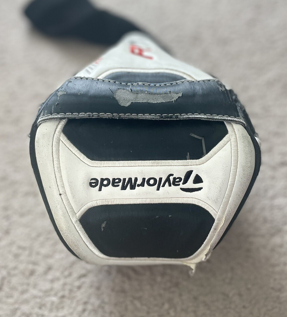 TaylorMade R11S ドライバー 9° RIP Phenom TAYLORMADE R11s 9 Driver Adjustable RH AlDILA RIP Phenom 60