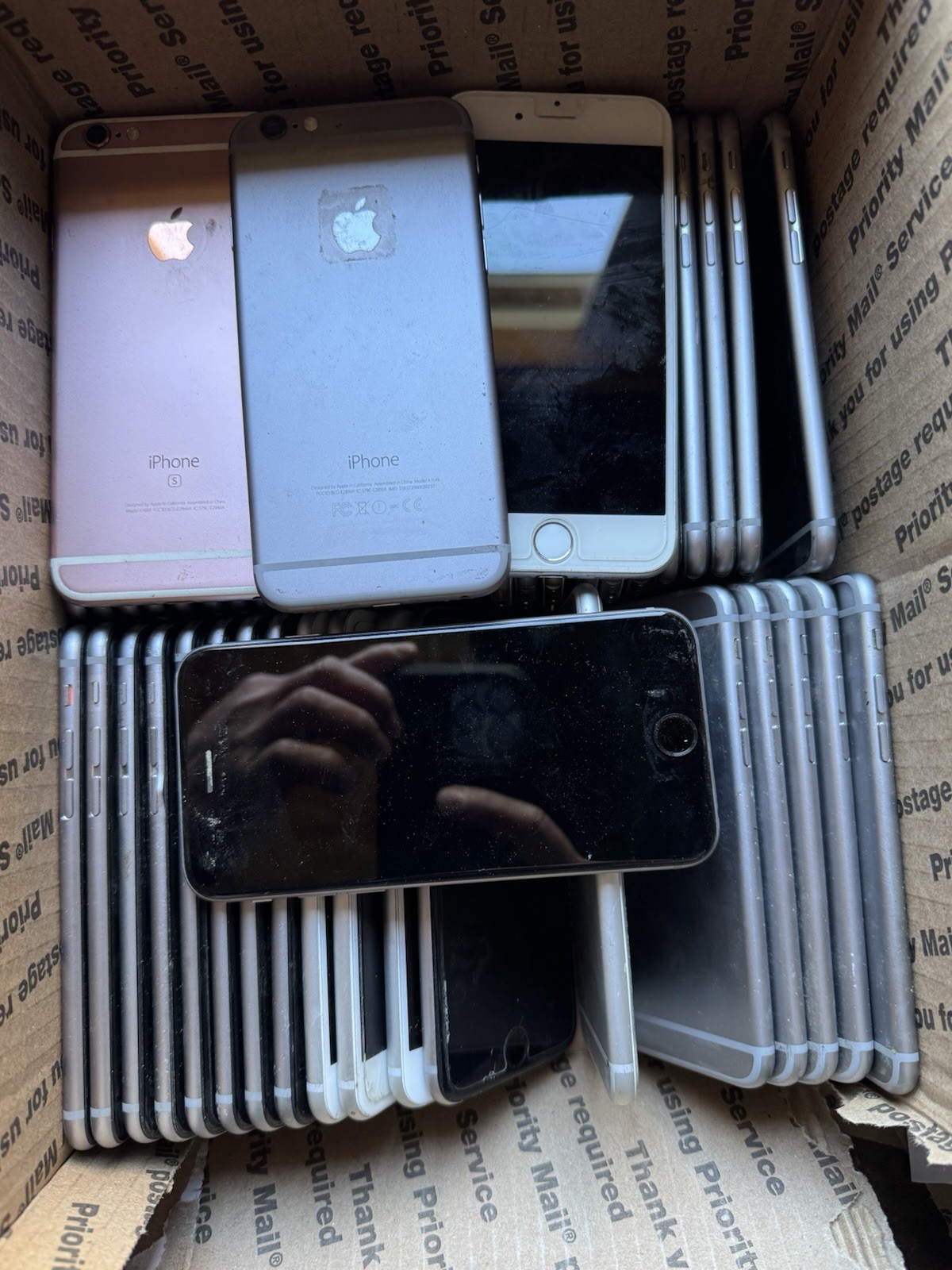 Lot Of 100....Apple iPhones 6/6s/7/7s For Parts Only  Untested.......