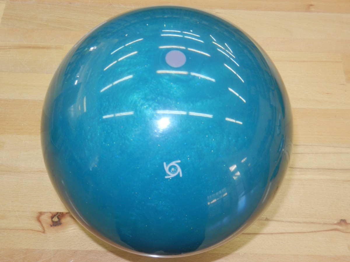 NIB 13# Storm Hyroad 40 Bowling Ball w/Specs of 13.2/3-3.5