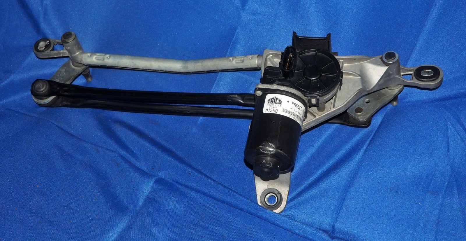 2014-2020 Maserati Ghibli Front Windshield Washer Wiper Linkage Assembly OEM