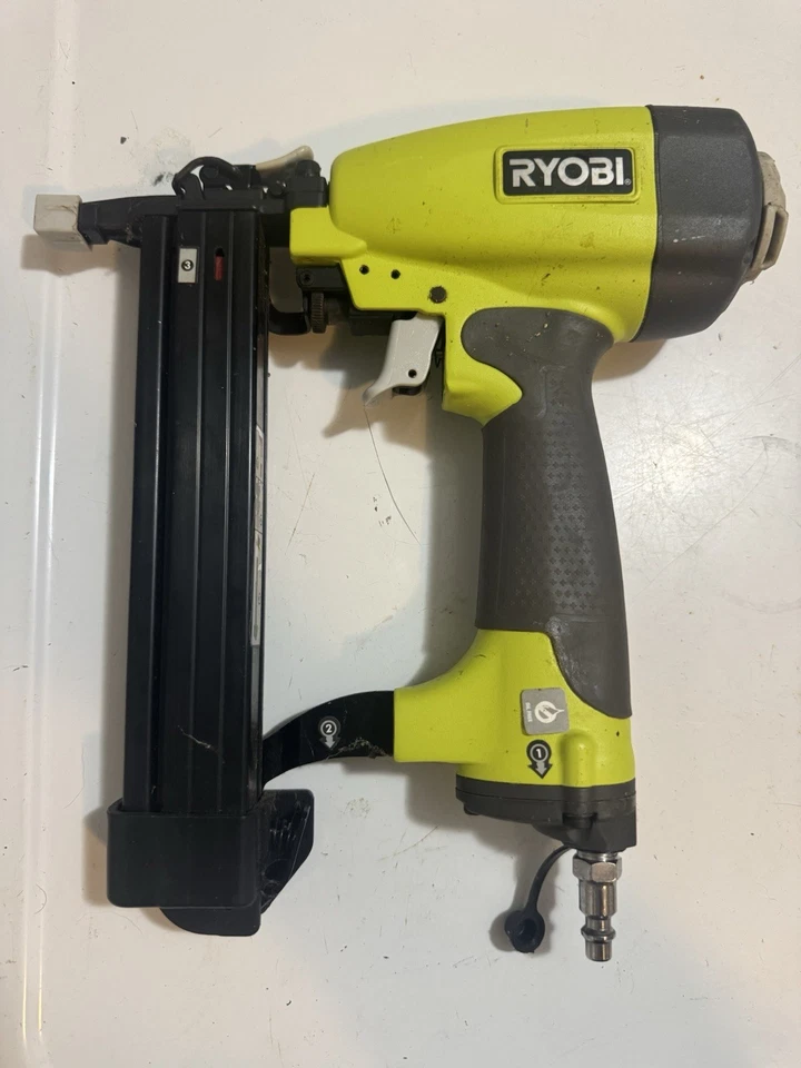 RYOBI YG125CS Narrow Crown Finish Stapler - Image 2 of 2