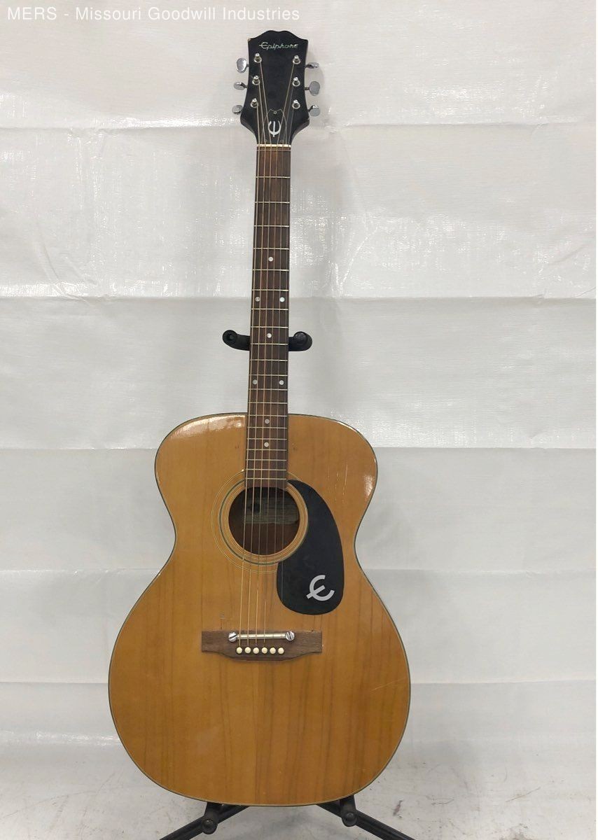 Epiphone FT-134 Acoustic Guitar