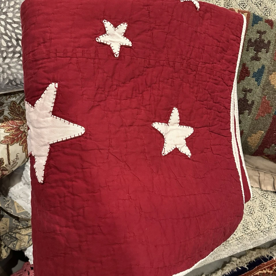 Pottery Barn Kids Vintage Star Quilt Red & White  Full Queen 86x86 - Image 4 of 4