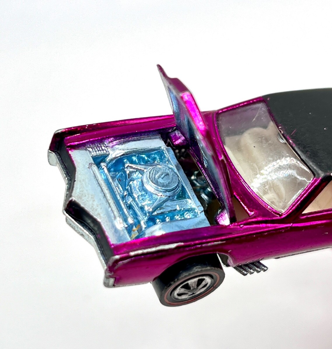 1968 Hot Wheels REDLINE Custom ElDorado MAGENTA - White Interiors