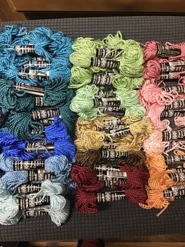 Wholesale Lot 128 Mixed Color Skeins Needloft Plastic Canvas Yarn 10 Yds - Picture 3 of 4