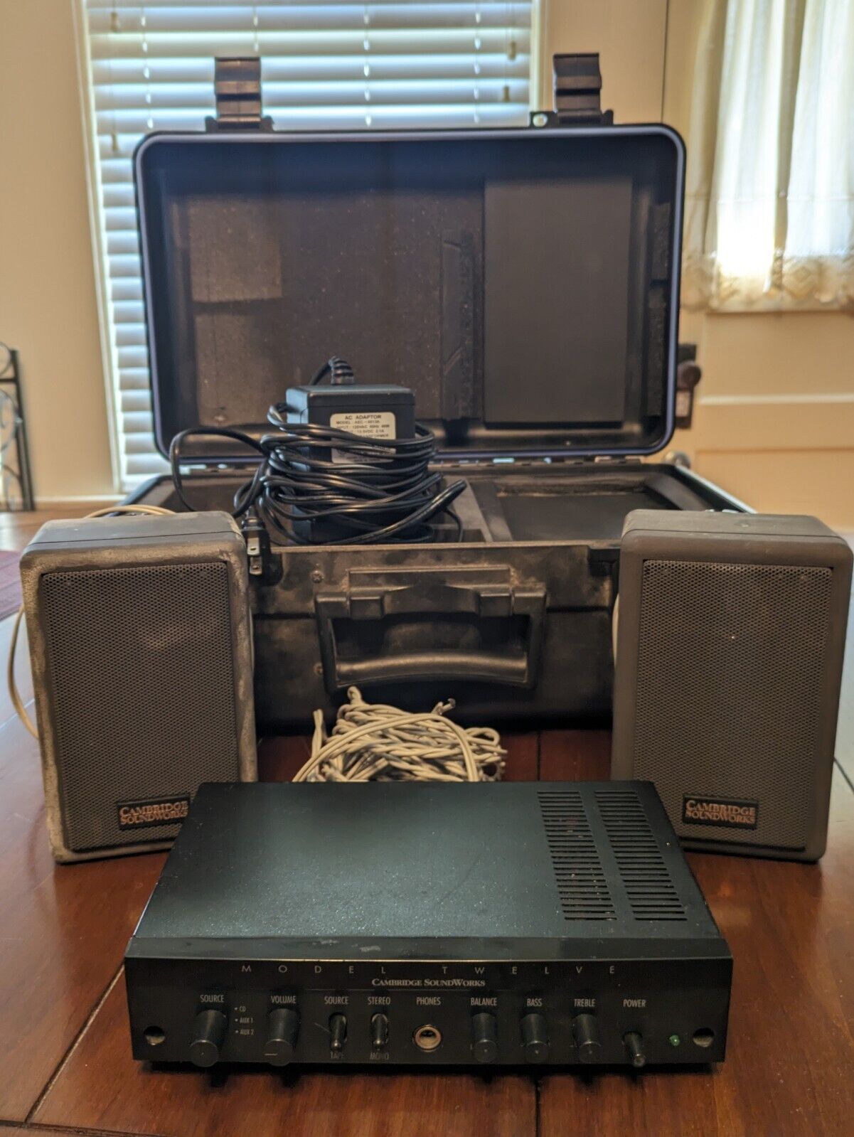 Cambridge Soundworks Model 12 portable 2.1 sound system