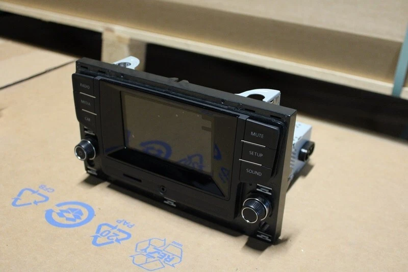 VW Golf 7 5G Radio SD MIB2 DAB 5G0035887 B - Immagine 2 di 4