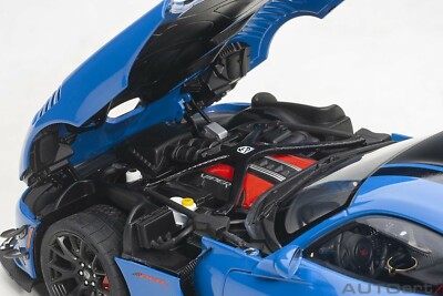 1/18 Dodge Viper ACR Competition 2017 Blue W/Black Stripes Model