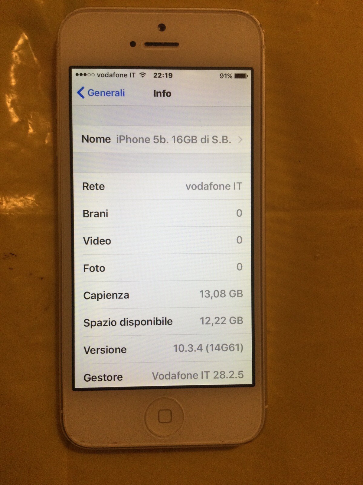 Foto 10 di 21