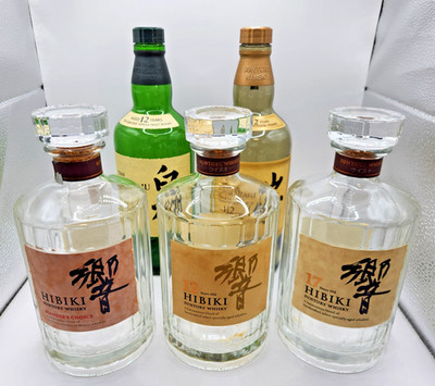 SUNTORY Empty Whisky Bottle | Hibiki Yamazaki Hakushu Japanese Display