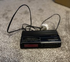 Vintage Sanyo CRX 10 Digital Alarm Clock Radio. Features An AM/FM Radio Working