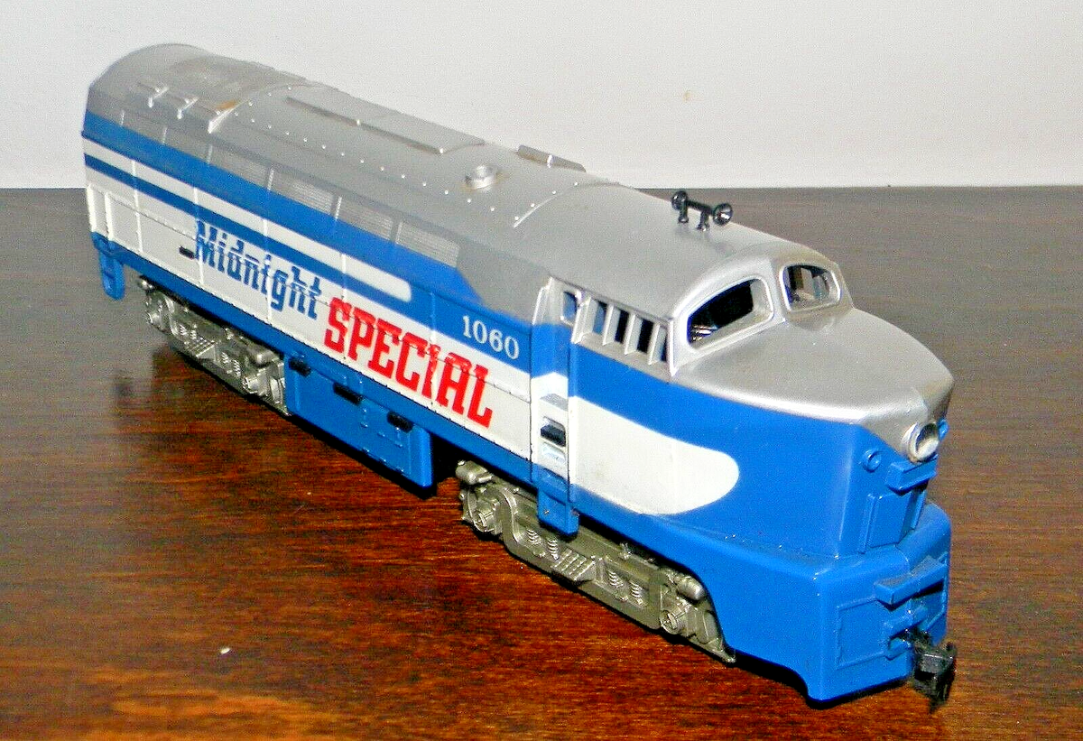 Tyco RF-16 Shark-Nose Diesel Locomotive ~ CHICAGO & ALTON RR~ Rd