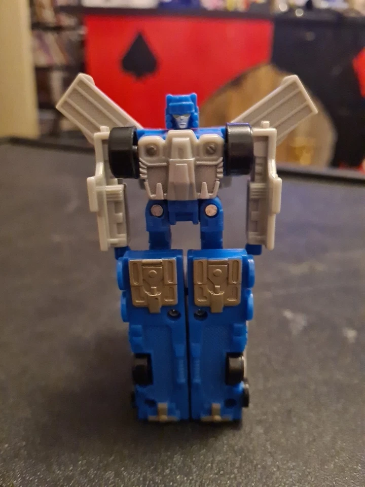 2002 Transformers Robots in Disguise Ultra Magnus Basic Class - Complete - Image 4 of 4