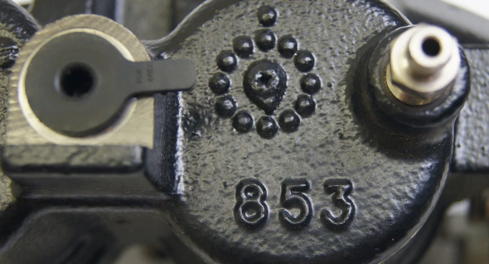 Pinza de freno delantera derecha Lucerne Impala Monte Carlo 2006-16 con soporte nueva 25983765 Foto 3 de 4