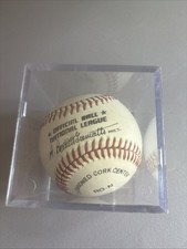  Rawlings National Leagues ball signed by will smith,Gary Sheffield,Dan radinson