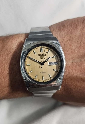 Seiko 5 Vintage Japan Made Automatic Watch