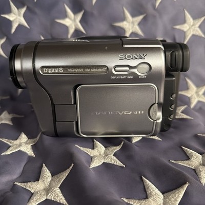 Sony DCR-TRV280 Digital 8 Camcorder w/ Charger, Battery and more!