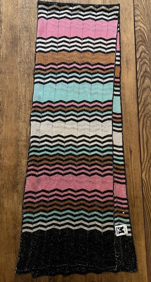 Missoni Scarf Chevron Metallic Crochet Multicolor Pink and Black Made In Italy - Image 4 of 4