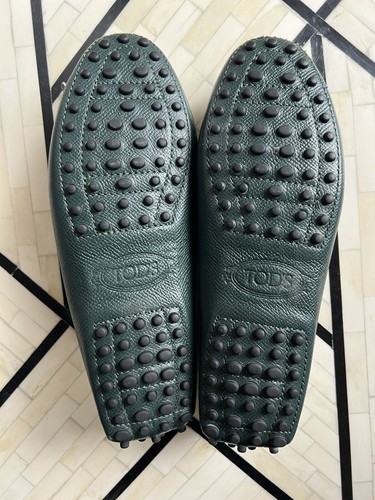 Tod’s Gommino Driving Moccasins - Picture 7 of 9