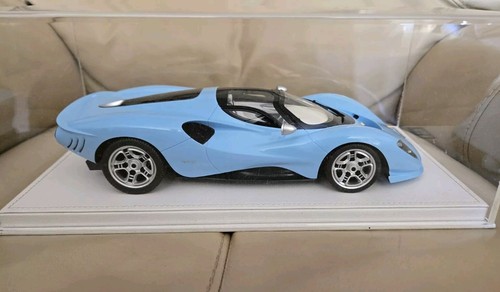Peako DeTomasso P72 1:18 Scale model Blue - Picture 3 of 9