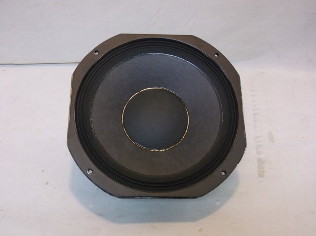 peavey scorpion speakers