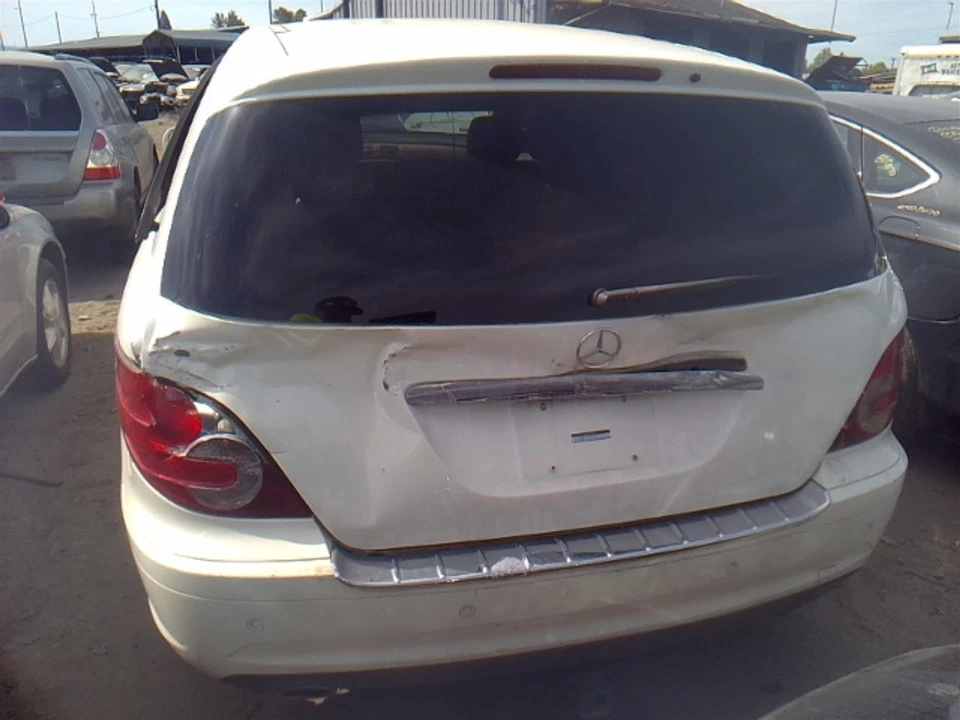 Interruptor de encendido usado se adapta a: Mercedes-Benz Mercedes clase r 164 2008 tipo ML320 con Foto 4 de 4