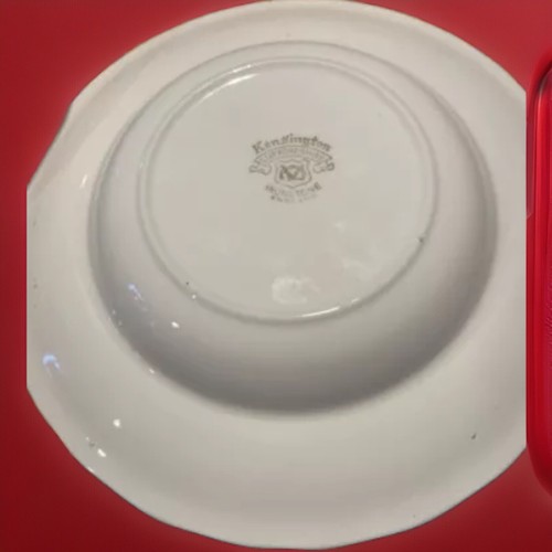 kensıngton staffordshıre soup bowl £6 bidding for one plate - Picture 7 of 8