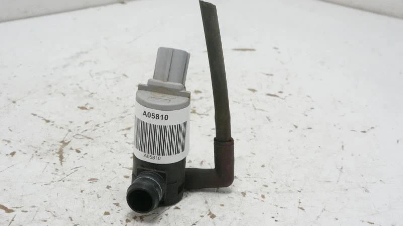 2010 Ford F150 Windshield Washer Fluid Pump 8C34-17664-AA OEM | eBay