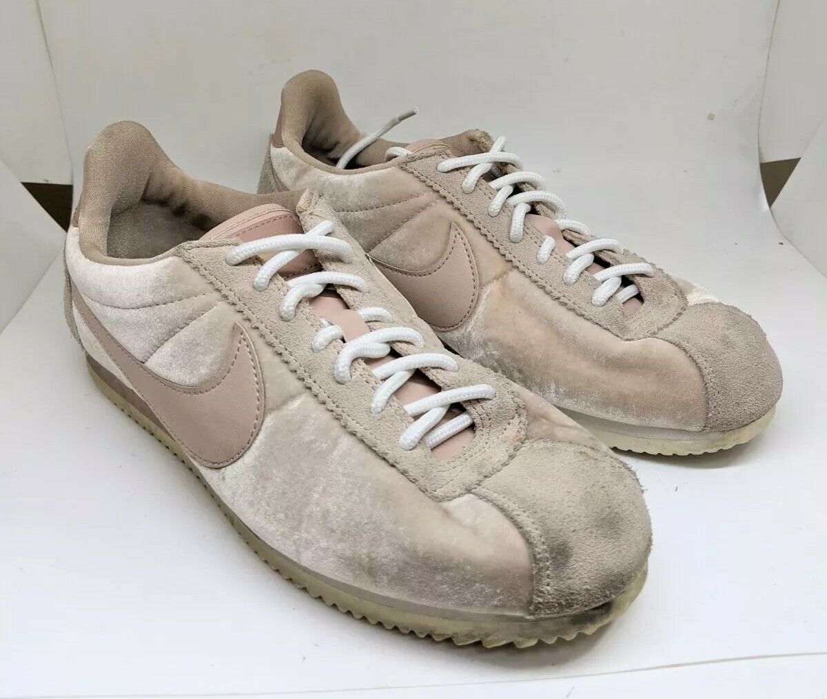 Nike Women CORTEZ Suede Velvet Sneakers 