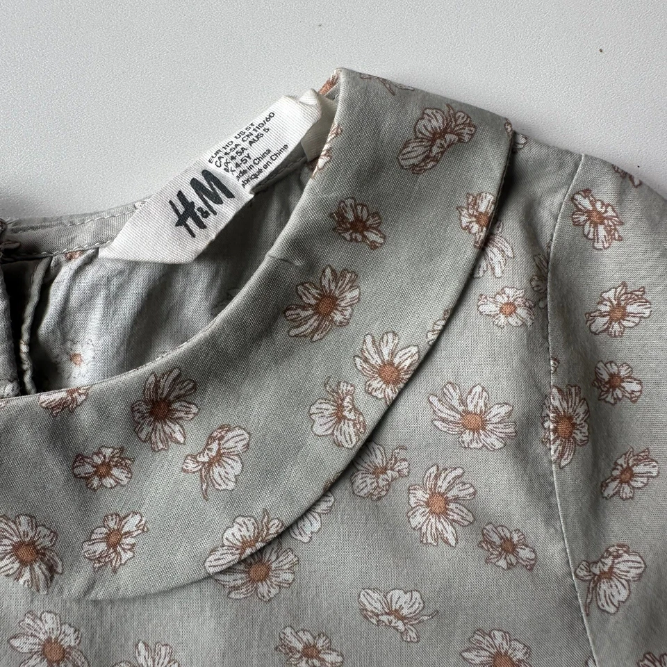 Camisa de manga corta con cuello floral preppy de H&M para niñas talla: 5T Foto 4 de 4