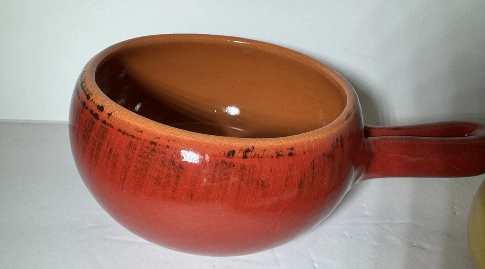 Juego de 3 cuencos de sopa de cerámica italiana de terracota con mango de colección De Silva rojos Foto 3 de 4