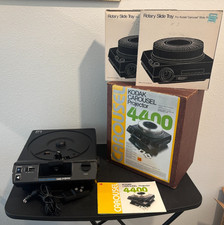 Kodak Carousel 4400 35mm Slide Projector With Remote 2 Rotary Trays
