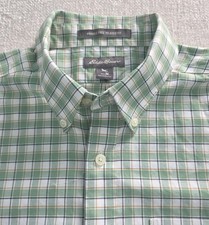 Eddie Bauer Wrinkle Free Relaxed Fit Button Front Shirt Men's M Green Plaid.