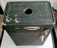 Eastman Kodak No 2A Model B Brownie Box Camera   Antique  
