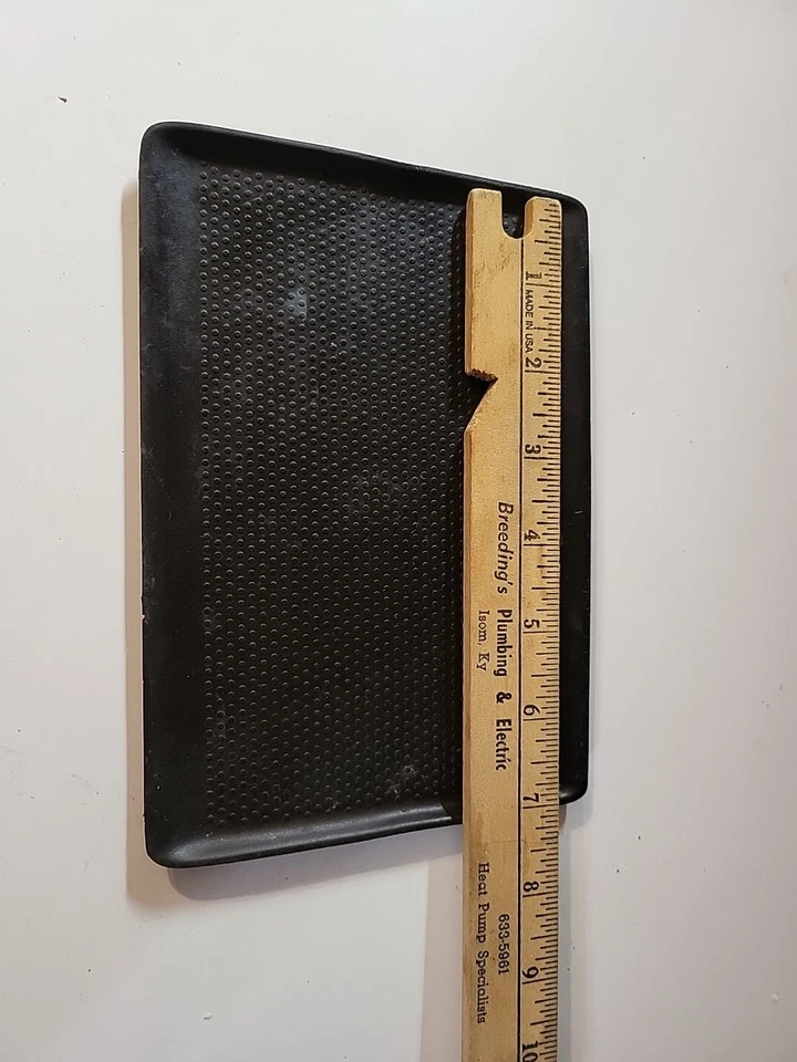 2005-2009 BUICK ALLURE ЛАКРОСС ПЕРЕДНЯЯ КОНСОЛЬ РЕЗИНОВАЯ ПОДКЛАДКА ВСТАВКА 10336839 OEM  - Изображение 3 из 4