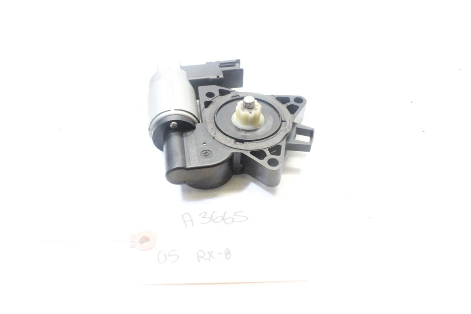 Mazda RX-8 LH 2005 ventana lateral del conductor montaje del motor A3665 Foto 4 de 4