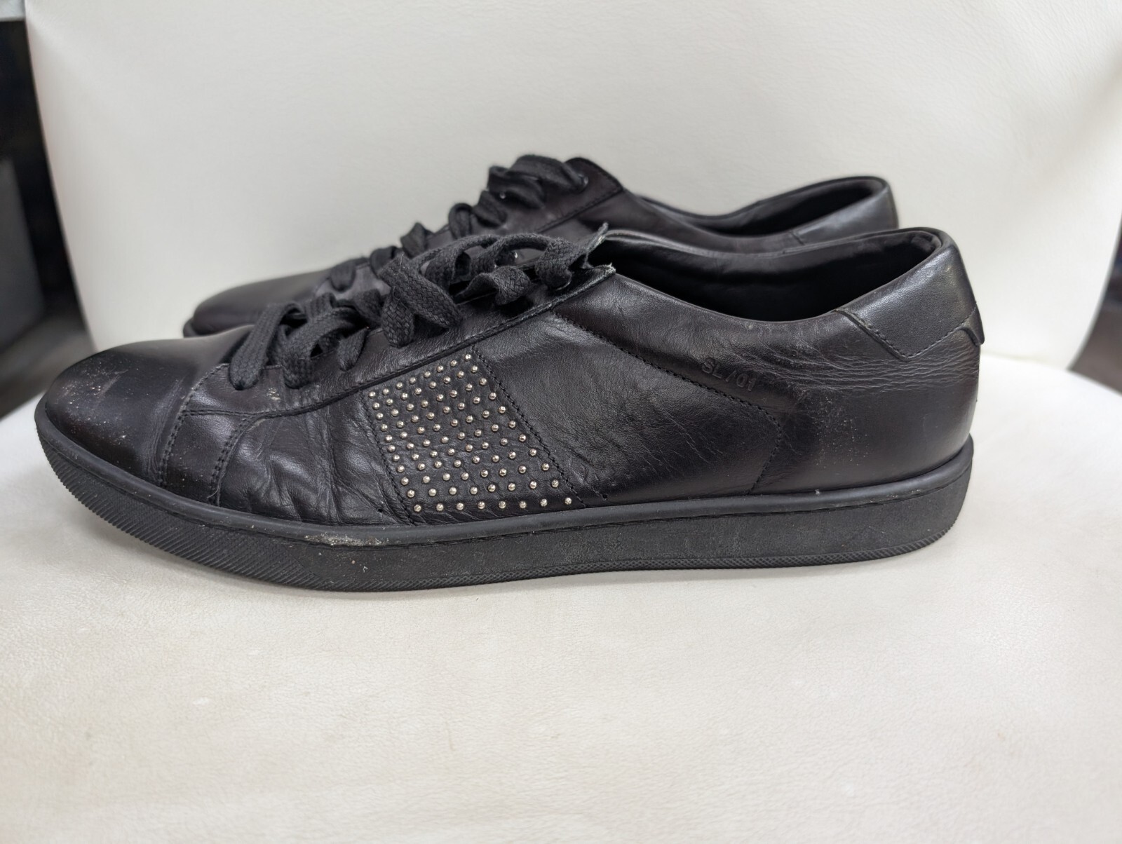Yve Saint Laurent Paris sneakers scarpe basse nere basse con cristalli senza scatola