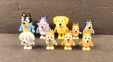 LOT OF 9 BLUEY AND FRIENDS LOOSE BLUEY FIGURE TOY LOT VERY GOOD CONDITION