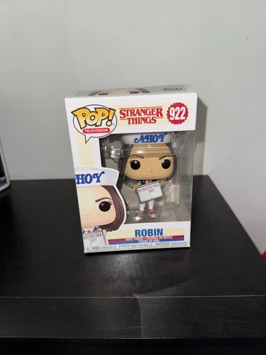 Funko Pop Stranger Things Robin Ahoy 922