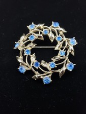 Vintage Blue Rhinestone Brooch/Pin Silver Tone Wreath